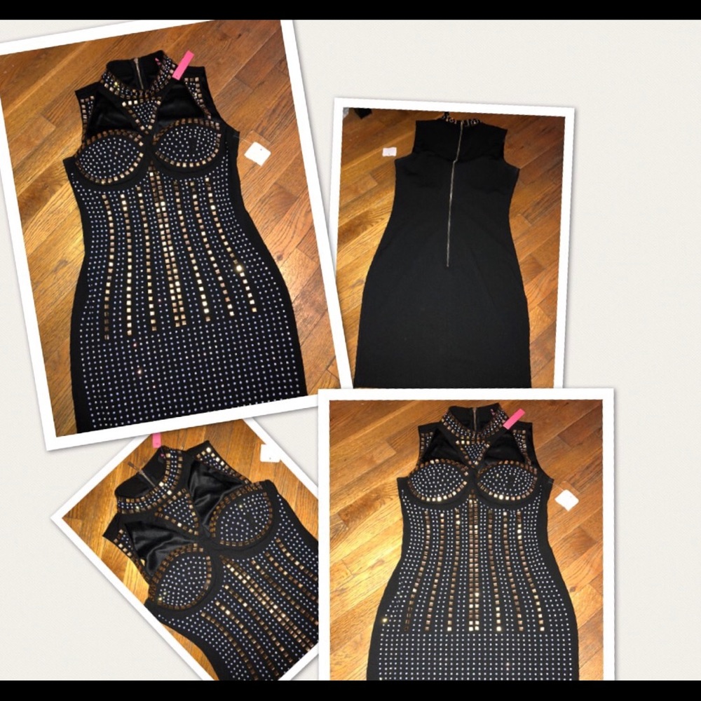 Beautiful body conscious dress.